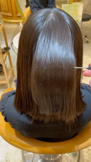 セミロング カラー 髪質改善/縮毛矯正/ レイヤーカットななこのヘアスタイル