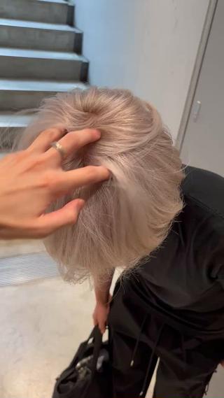 White
一人一人に合わせたカラーをしてます
どんな履歴でも理想の色をお届けします