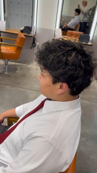 ショート 複雑履歴に対応ブリー チ無しダブルカラーのヘアスタイル