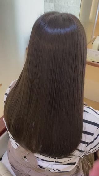 セミロング 『髪質改善』服部 隆志のヘアスタイル