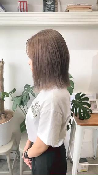 ホワイトミルクティー×グレージュ 