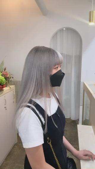 white silver  