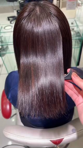 ミディアム パーマ 新開 羽音のヘアスタイル