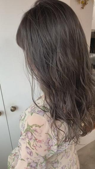 ロング 一ノ瀬 暁のヘアスタイル