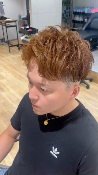 ショート カラー パーマ メンズ メンズサロン LiGKAITO🦖のヘアスタイル