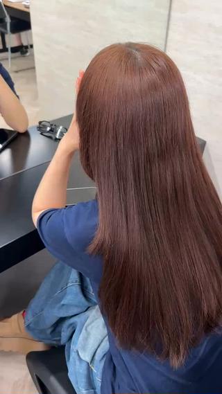 ロング カラー ブリーチ透明カラー/ レイヤーカット海希のヘアスタイル