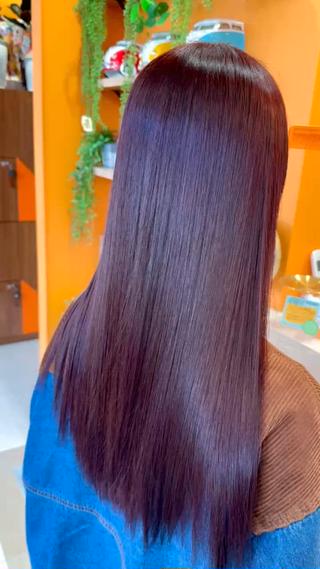 乾かすだけでまとまる艶髪へ

クセやうねりを自然に整え、毎日のお手入れが楽になるストレートヘア

朝のアイロンや湿気による広がりでお悩みの方におすすめです

一人ひとりの髪質に合わせて施術いたします♪

#髪質改善 #縮毛矯正 #美髪矯正 #艶髪ストレート #サラサラヘア #長崎美容室 #大村美容室 #大村縮毛矯正 #長崎縮毛矯正 #EARTH大村 