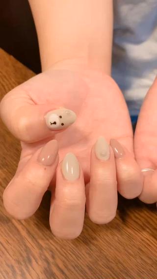 ネイル R.N アールドットエヌのネイルデザイン