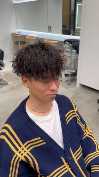 ミディアム パーマ メンズ byfifth 天神 🌀moromiのヘアスタイル