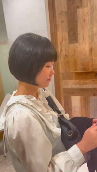ショート 赤み消しグレージュ 🫒reonのヘアスタイル