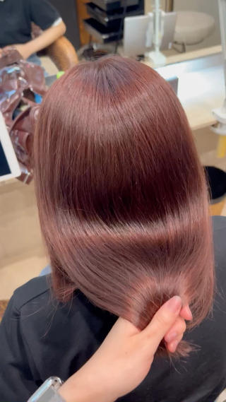 ミディアム カラー てるい かほのヘアスタイル