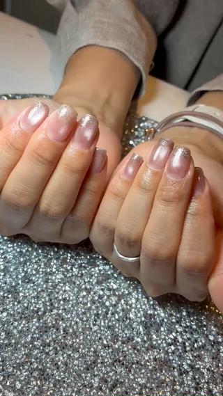 うるマグ×フラッシュグラデーション️
マグにラメ、フラッシュグラデ最近人気です