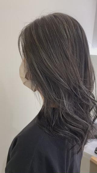 細めでお洒落なコントラストハイライト