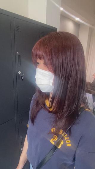 黒髪から赤味のトーンアップ
※縮毛矯正などカラー履歴がある方はここまでの発色や明るさにならない場合がございますので、お問い合わせよりご相談ください