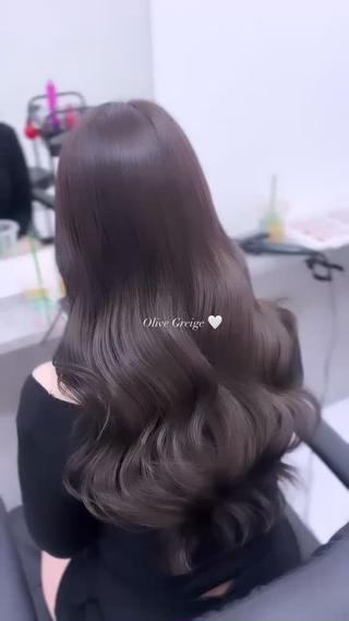 カラー 韓国レイヤー艶カラー ブリーチ otohaのヘアスタイル