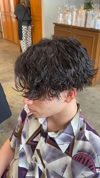 刈り上げマッシュ×波巻きパーマ 