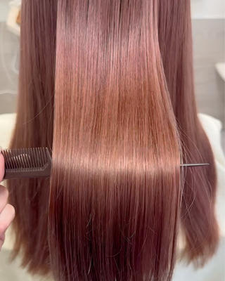 ブリーチありWcolor
最小限のダメージで艶感のあるカラーをご提供しています!