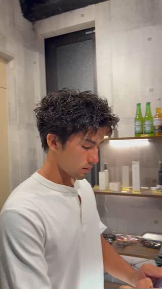 ショート パーマ メンズ 大阪梅田メンズサロン メンズパーマ荒川琢磨のヘアスタイル