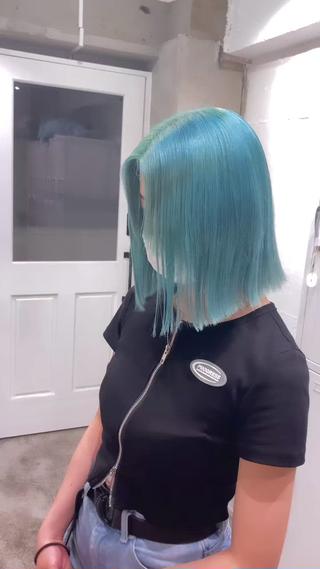 mint blue
ブリーチ2回必須!