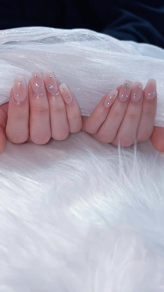 ネイル 本日🈳あり❕ RAVY NAILのネイルデザイン