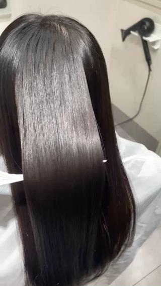 ロング 平井 海冬のヘアスタイル