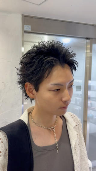 スパイキーショートにニュアンスパーマ