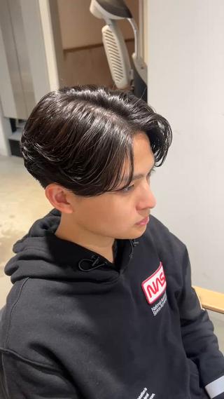 ミディアム パーマ メンズ メンズカットパーマ ✂️ JOYAのヘアスタイル