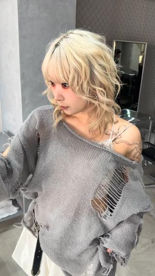 こんにちは!Lote.栄スタイリストRIHOです!
ホワイトベージュ
コテスタイリング32mm️
巻得意です!レイヤーカットハッシュいけます!
インスタからのご予約も可能です!
@r12h_o8
〒460-0008
愛知県名古屋市中区栄3丁目19-20 GL 栄ビル3F
<アクセス>
矢場町駅徒歩5分
栄駅徒歩7分
<営業時間>
水・木・金・土・日曜日10:00~最終受付16:30
(カットのみ19:00まで)
<定休日>
毎週月曜日・火曜日
名古屋/栄/ハイトーン/ケアブリーチ/髪質改善トリートメント/髪質改善カラー/ホワイトベージュ/レイヤーカット/ハッシュカット