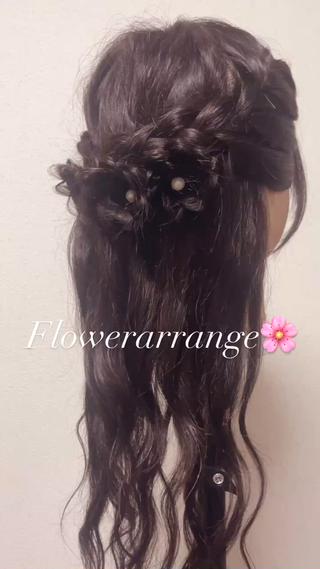 Flowerarrange
LIVEやパーティーで大人っぽく可愛くしたい方におすすめです♡