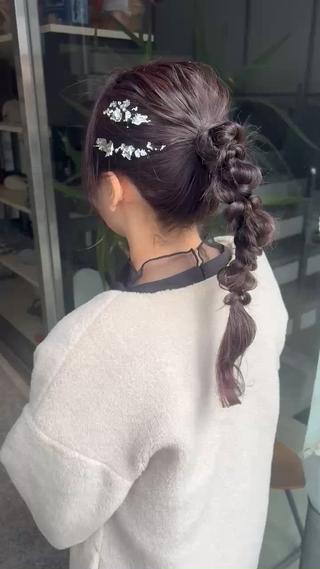 ポニーテールアレンジ 