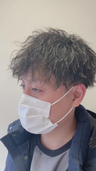 波巻きパーマ　マッシュ 