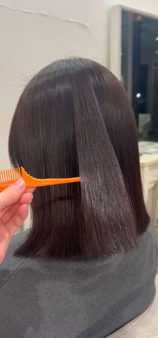 つやつやストレート是非お任せください♪