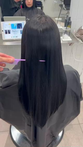 セミロング パーマ 🫧ミルクティー ブリーチRIKU🫧のヘアスタイル