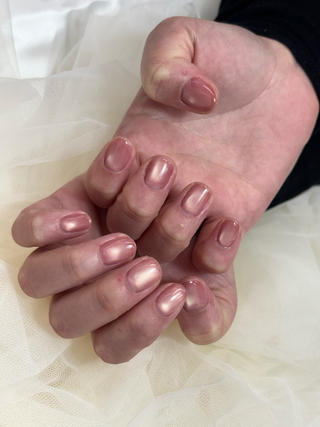 #ワンカラー #オフィスネイル #シンプルネイル #大人かわいい #ネイルモデル #トレンド #ニュアンスネイル #マグネットネイル #マグ #ビー玉