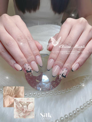 ネイル 𝐒𝐢𝐥𝐤 🎀𝐚𝐧𝐧𝐚のネイルデザイン