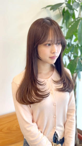 ロング カラー VIEW EHIME 齋藤  あつきのヘアスタイル