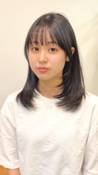 ミディアム カラー VIEW EHIME 齋藤  あつきのヘアスタイル