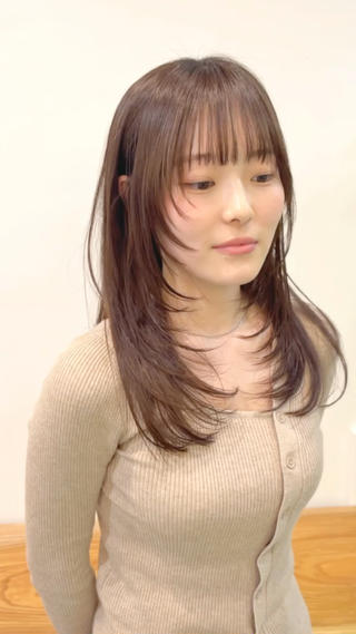 ロング カラー VIEW EHIME 齋藤  あつきのヘアスタイル