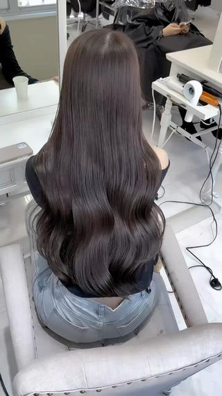 *ベースの暗い方はダブルケアカラー
*明るい方はプレミアムケアカラー
こちらでご予約お願い致します!
ブリーチなしの透明感カラーなら是非1度お任せください
インスタにもたくさんスタイル載せてます♪@kky_ux