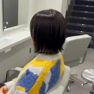 髪質改善ストレートをして、ばっさりボブ！
色味は冬っぽい暗めグレージュです！ 