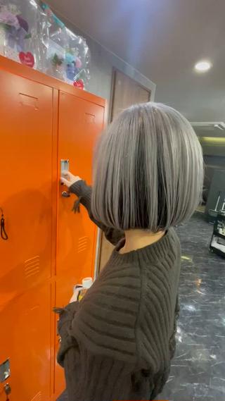 ショート カラー NINE+/代表 ブリーチ特化型サロンのヘアスタイル