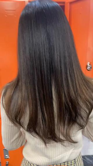 ロング NINE+/代表 ブリーチ特化型サロンのヘアスタイル