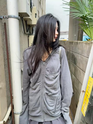 透け感のある黒髪 