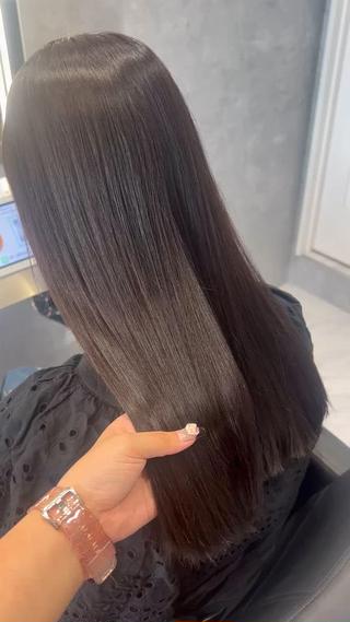 カラーをしていてもトリートメントのおかげでサラツヤです️+2000から施術に追加できます