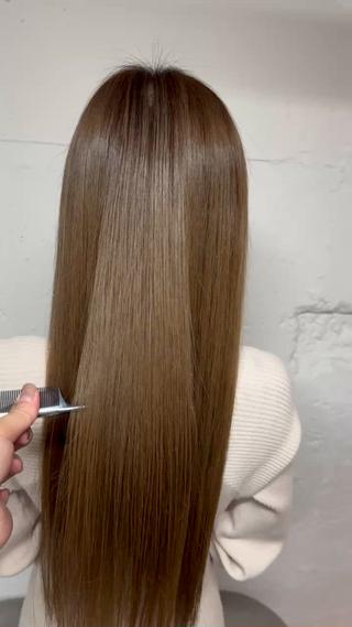 ヘアリセット髪質改善。
ツヤツヤな髪になります。
従来の髪質改善と違い、100%トリートメントなので安心してご利用いただけます。