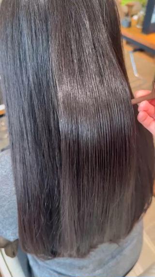 ロング I. sanaのヘアスタイル