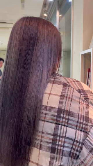 カラー 西山 菜己星のヘアスタイル