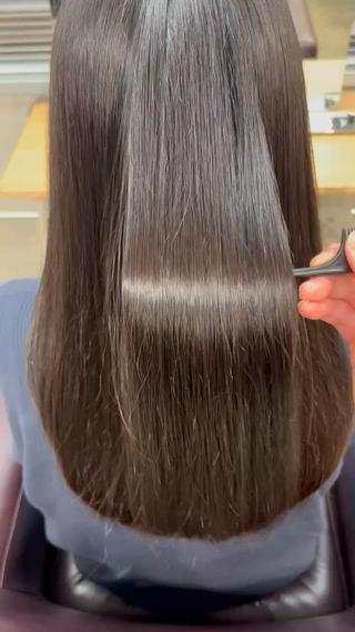ロング サワムラ ソナタのヘアスタイル