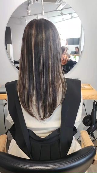 ロング カラー 金田 拓也のヘアスタイル