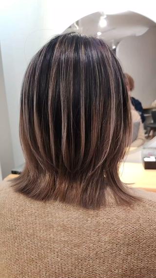 ミディアム カラー 金田 拓也のヘアスタイル